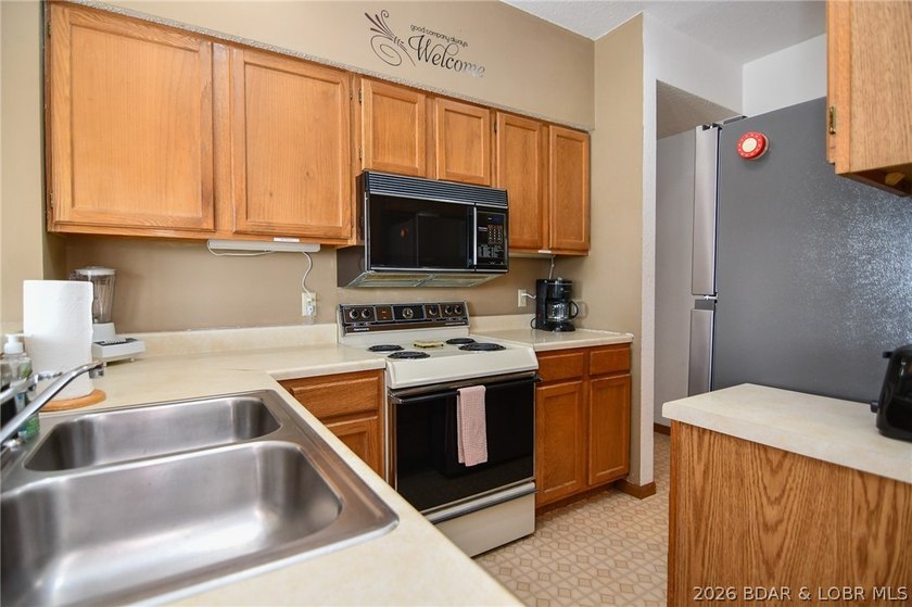 The Point Building #65 at Copper Ridge condominiums has the most - photo 15