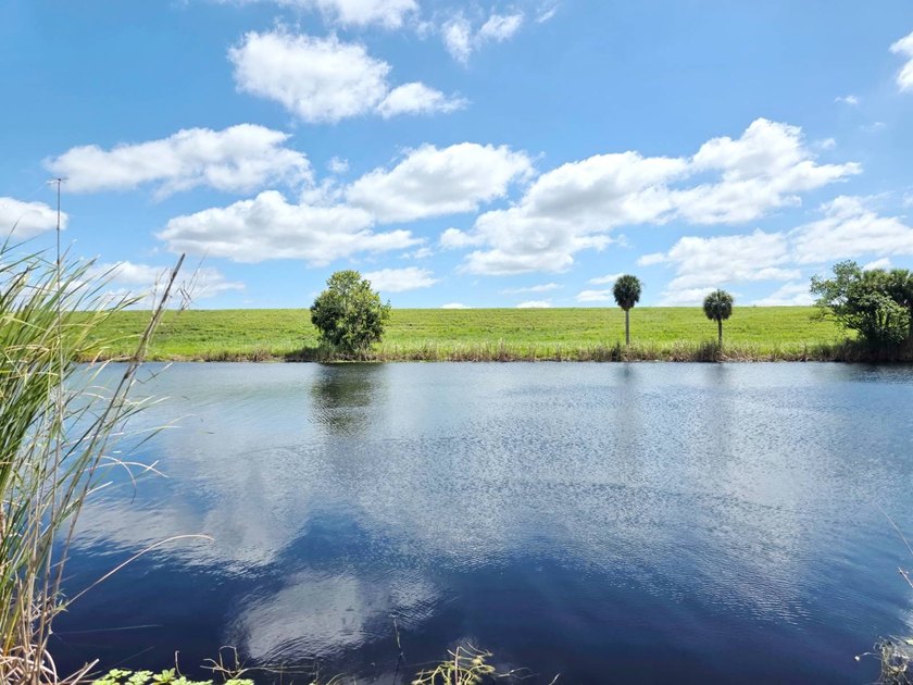 Lake Okeechobee Access - Close to locks, CBS home freshly - photo 33