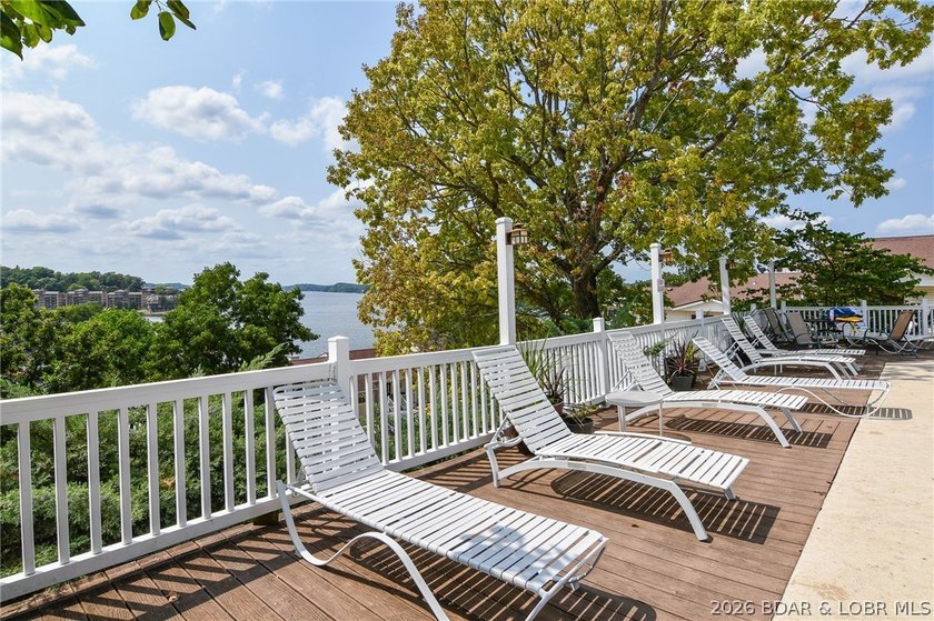The Point Building #65 at Copper Ridge condominiums has the most - photo 38