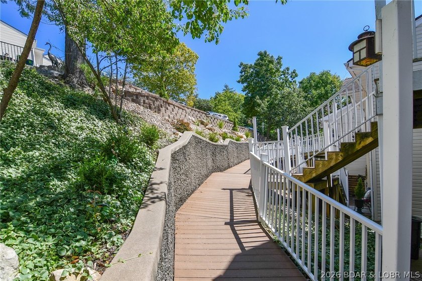 The Point Building #65 at Copper Ridge condominiums has the most - photo 40