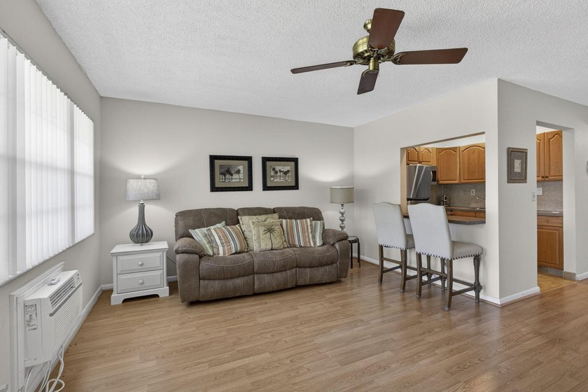 Welcome to this beautiful well-maintained 2nd- floor,1BR/1BA - photo 7
