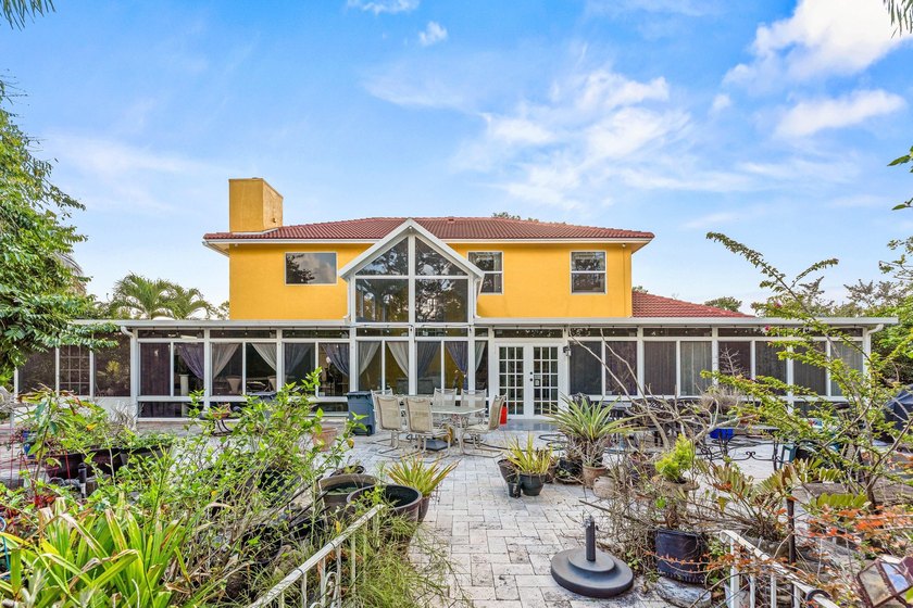 Welcome to this exceptional waterfront residence in the - photo 50