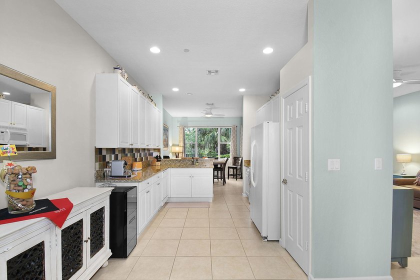Backing to Kiplinger's Preserve, this 3BR, 2.5BA, 2CG spacious - photo 11