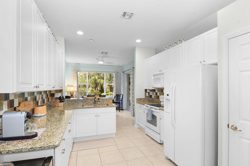 Backing to Kiplinger's Preserve, this 3BR, 2.5BA, 2CG spacious - photo 12