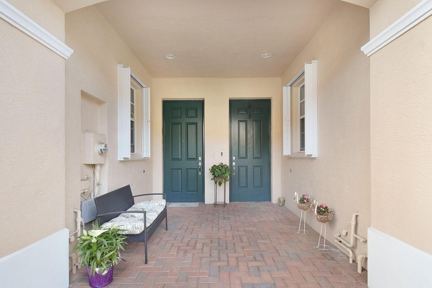 Backing to Kiplinger's Preserve, this 3BR, 2.5BA, 2CG spacious - photo 34