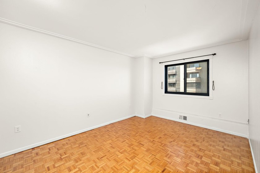 Highly sought after *09* corner unit features 2 bedrooms, 1 bath - photo 14