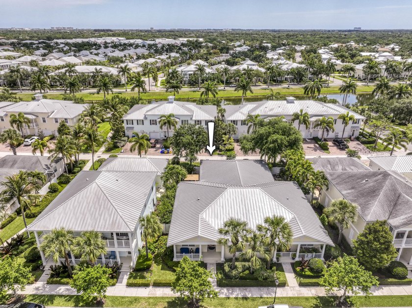 Rarely available single-level villa in Mallory Creek, offering a - photo 25