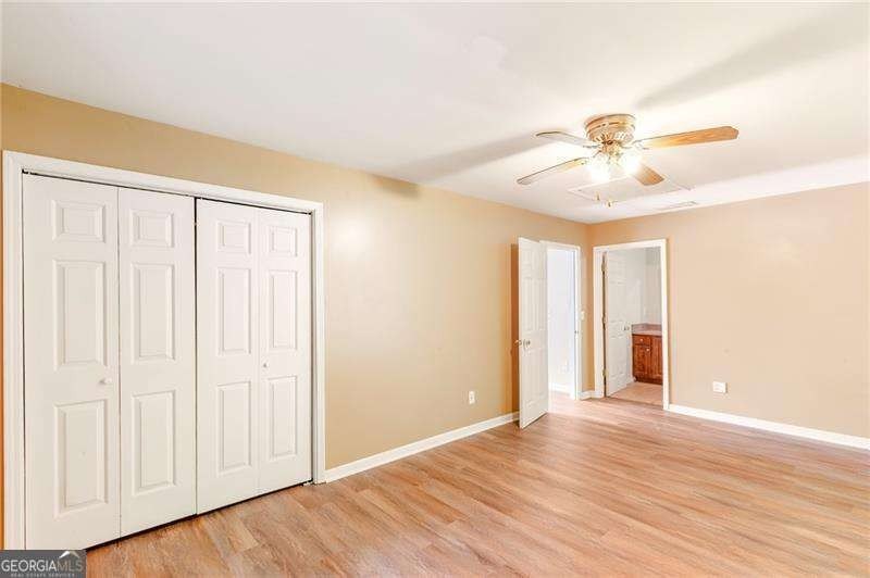 This inviting all-brick ranch offers comfortable one-level - photo 33