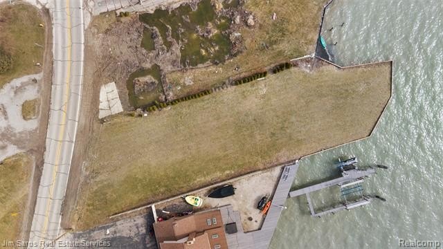 An exceptional opportunity to create a custom waterfront estate - photo 25