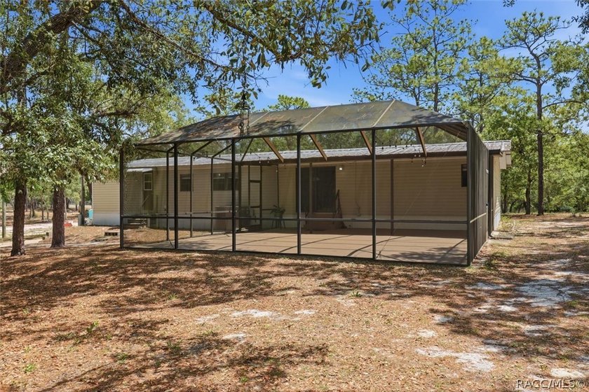 Space, Privacy &amp; Room to Live - 2.5 Acres in Homosassa; Bring - photo 34