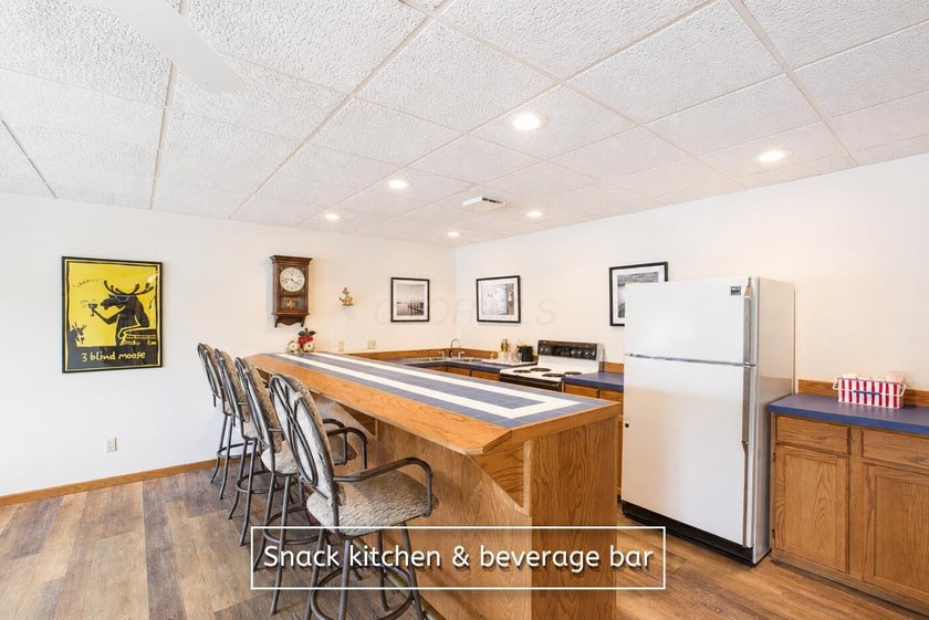 NEW LISTING! Welcome to 401 Lakeview Heights Drive, an Apple - photo 45