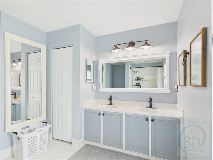 Come fall in love with this gorgeous 3 bedroom, 2 bath, 2 car - photo 14