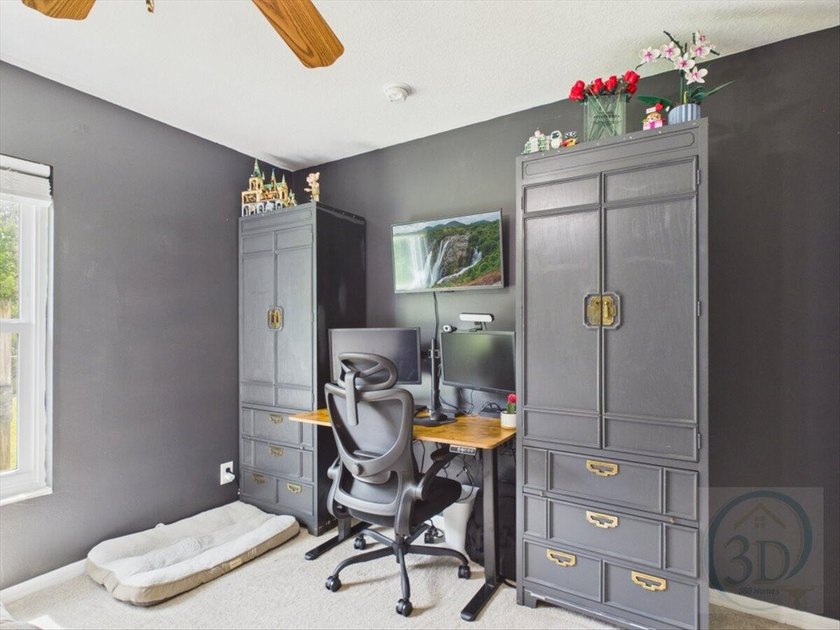 Come fall in love with this gorgeous 3 bedroom, 2 bath, 2 car - photo 19