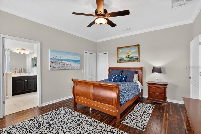 Welcome to this inviting 4-bedroom, 2-bath, 2-car garage home in - photo 31