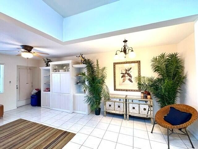 Immaculate second floor, partially furnished, one bedroom one - photo 10