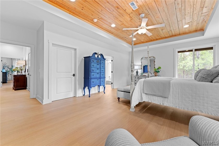Set on 13 private acres, this exceptional estate offers luxury - photo 28