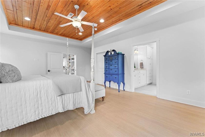 Set on 13 private acres, this exceptional estate offers luxury - photo 29