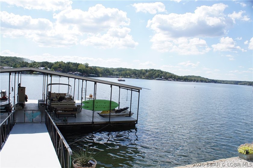 List price is below appraisal, NEW ROOF COMING SOON! Sitting at - photo 34