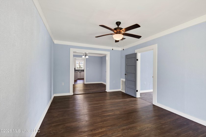 Outstanding opportunity in the heart of Long Beach! This - photo 7