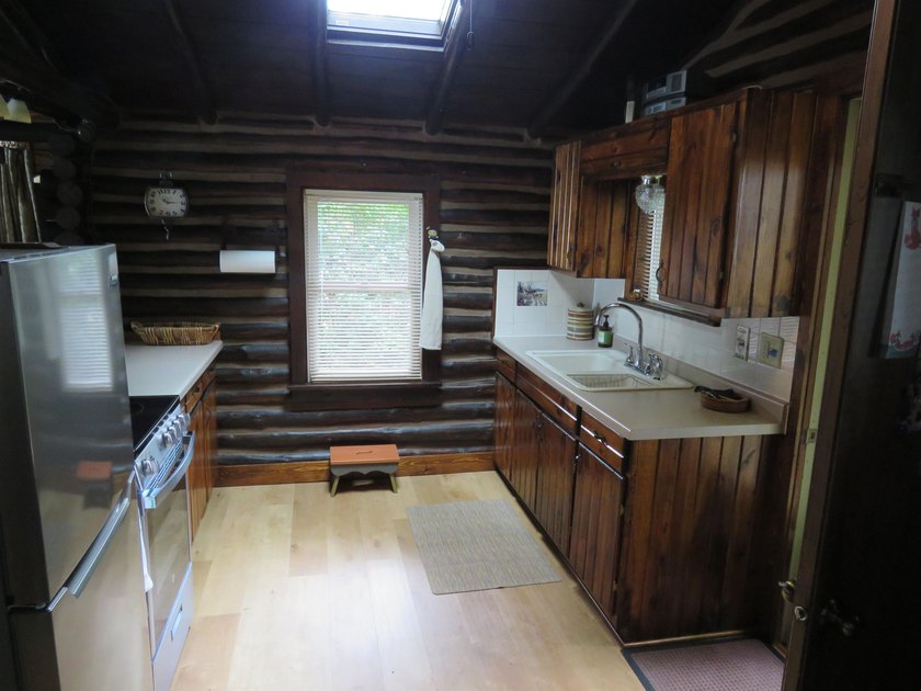 1930's original 3 season log cabin situated on 50' of prime Fox - photo 19