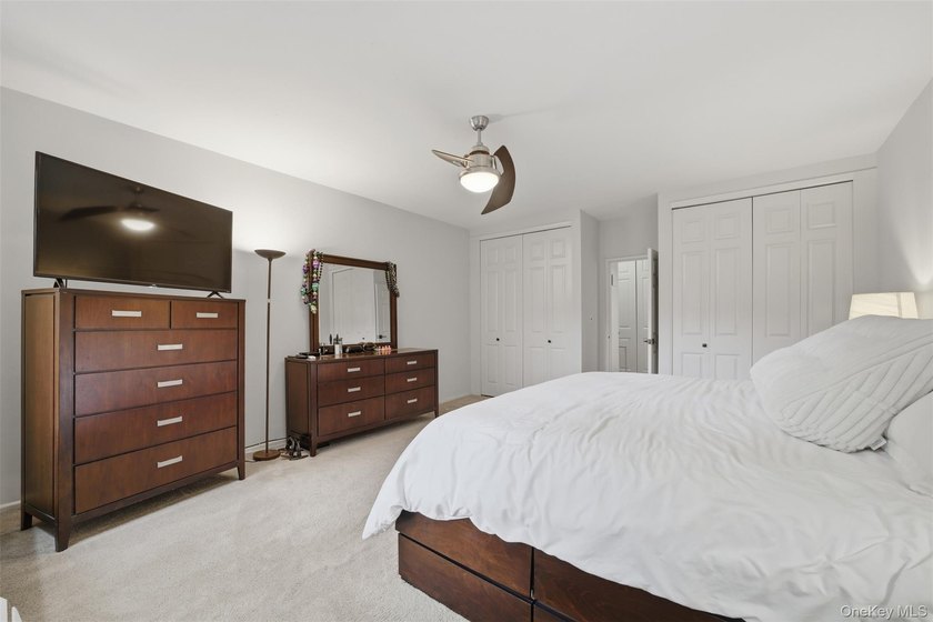Beautiful and spacious one bedroom (PLUS BONUS ROOM) in the - photo 21