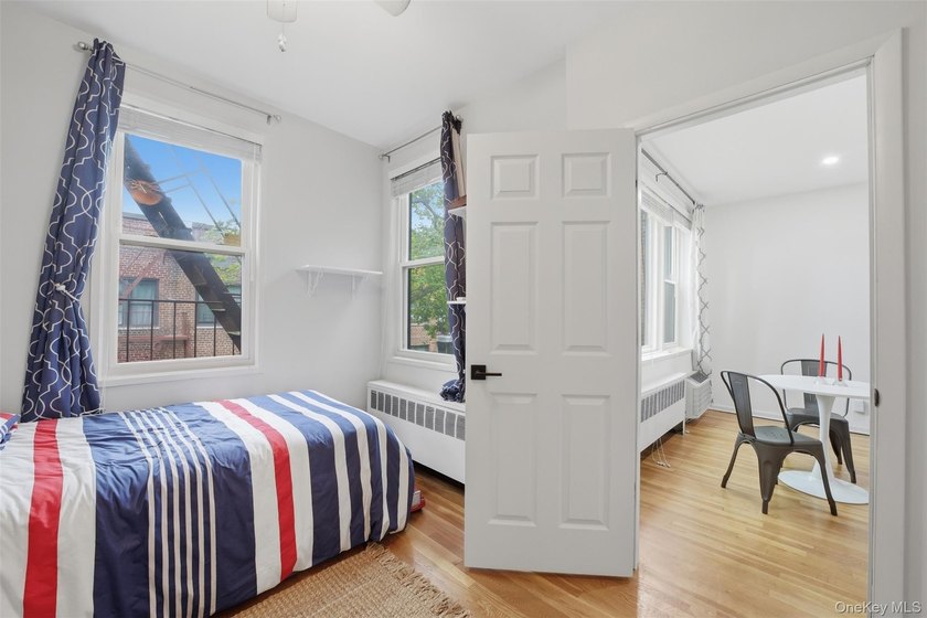 Beautiful and spacious one bedroom (PLUS BONUS ROOM) in the - photo 23