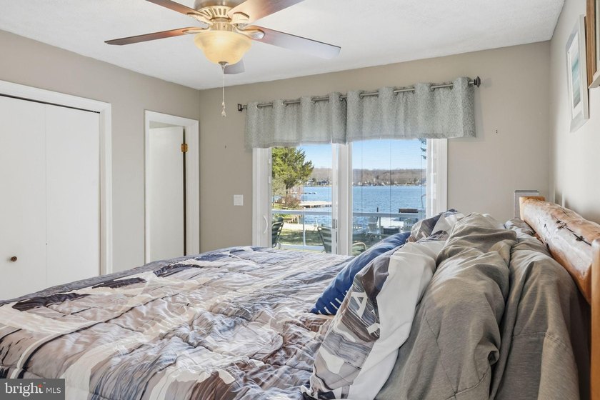 Welcome to 1353 Lakeview Parkway, where exceptional waterfront - photo 23