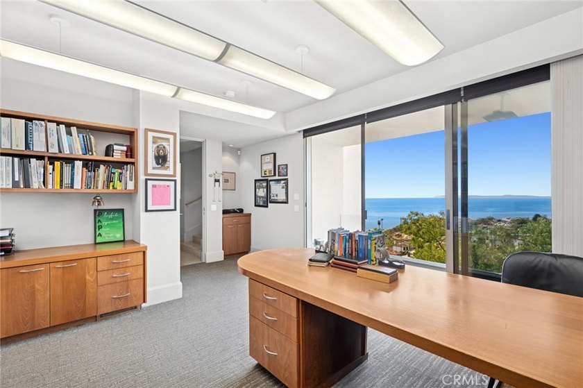 Sweeping ocean views from every room define this substantial - photo 34
