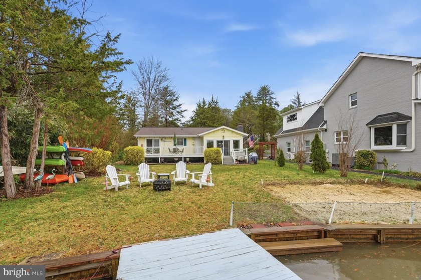 Welcome to 1353 Lakeview Parkway, where exceptional waterfront - photo 34