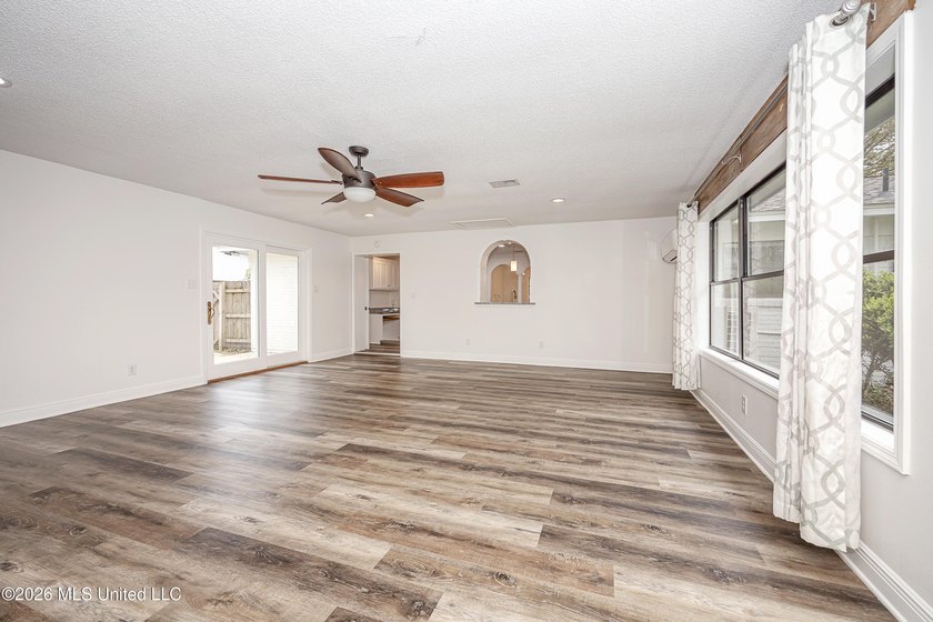 GOLF CART DISTRICT, CLOSE TO DOWNTOWN! Bring your golf cart to - photo 24