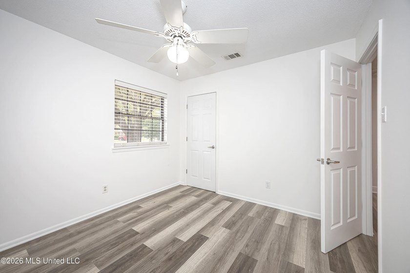 GOLF CART DISTRICT, CLOSE TO DOWNTOWN! Bring your golf cart to - photo 36