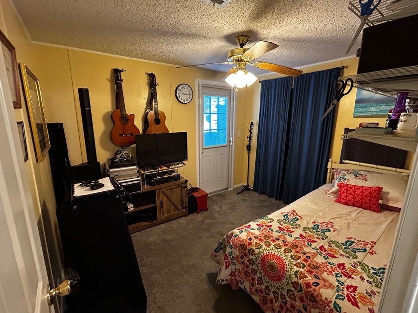 Motivated sellers, open to offers! Mortgage available! This - photo 25