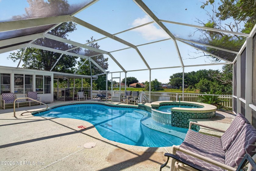 Water Front Resort Welcome to this 3-bedroom, 2-bathroom, 1 - photo 35