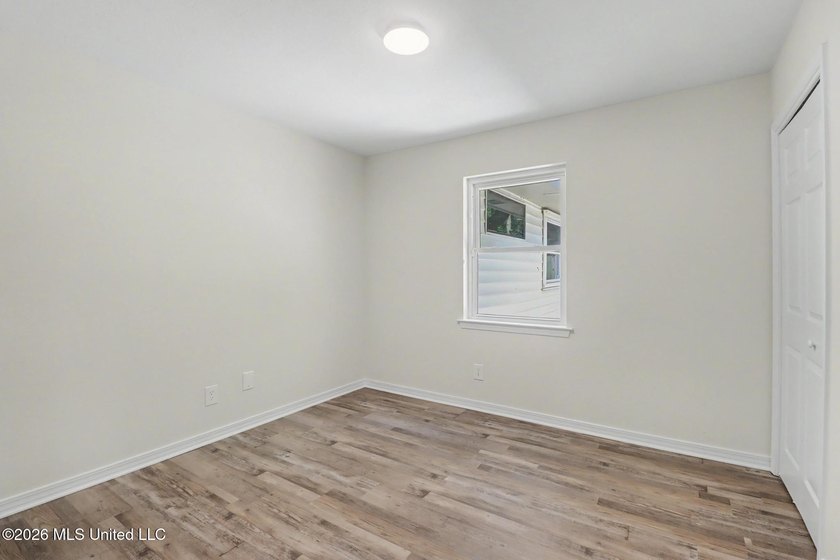 Welcome home to this stunning, fully remodeled residence that - photo 17