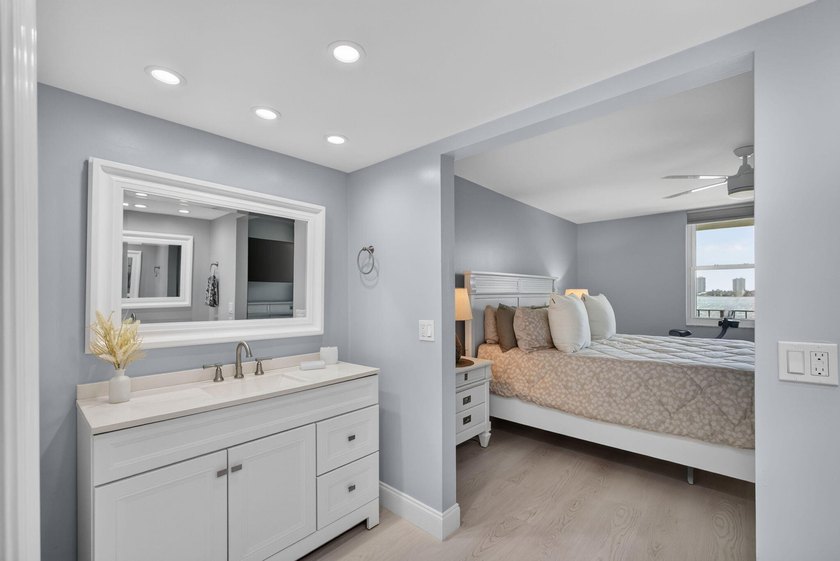 Experience exceptional waterfront living in this beautifully - photo 23