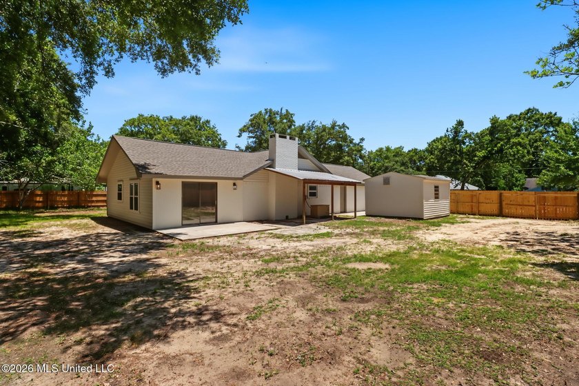 Welcome home to this stunning, fully remodeled residence that - photo 26