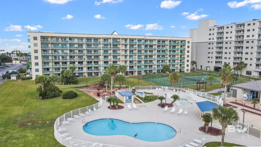 Experience the best of coastal living in this updated 2-bedroom - photo 32