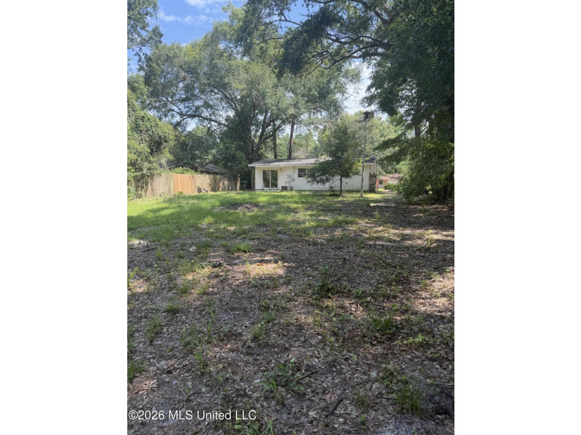 Why rent when you can own this charming 3-bedroom, 1-bath home - photo 11
