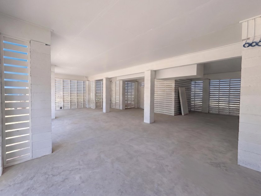CREEKFRONT HOME~ a rare and unique opportunity to embrace - photo 19