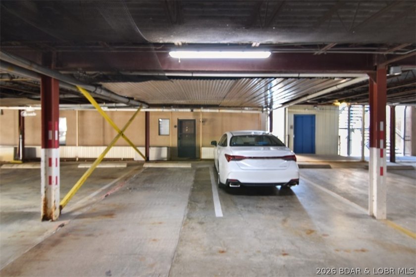 Enjoy the privacy and comfort of a home without the maintenance - photo 34
