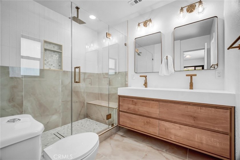 Welcome to this beautifully remodeled turnkey single-story home - photo 29