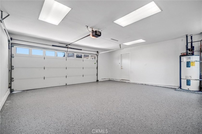 Welcome to this beautifully remodeled turnkey single-story home - photo 38
