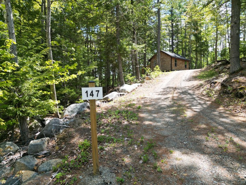 Escape to the peace and quiet of Upper Pond with this charming - photo 28