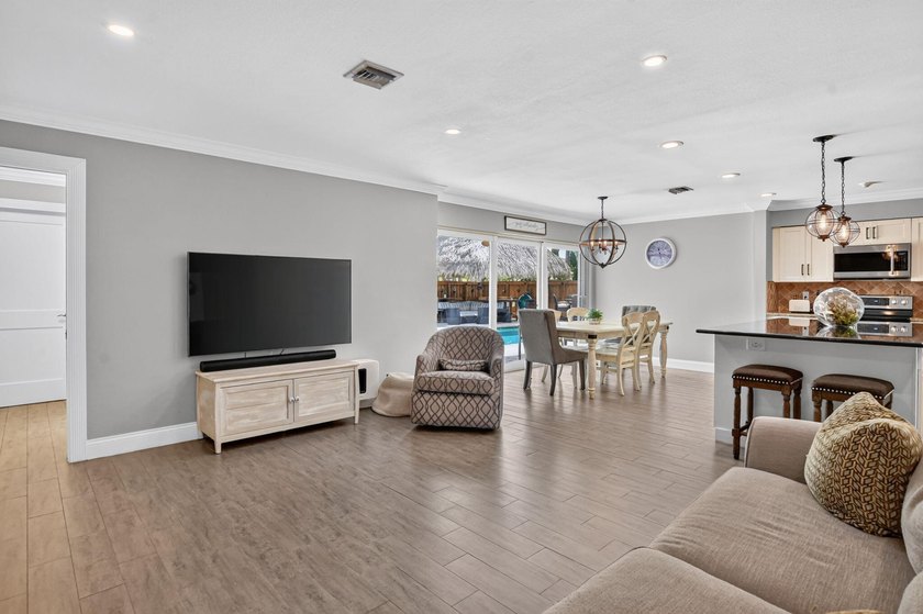 Welcome home to Carriage Hill, one of East Boca Raton's most - photo 9