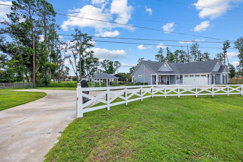 Welcome to waterfront living at its finest! Perfectly positioned - photo 11