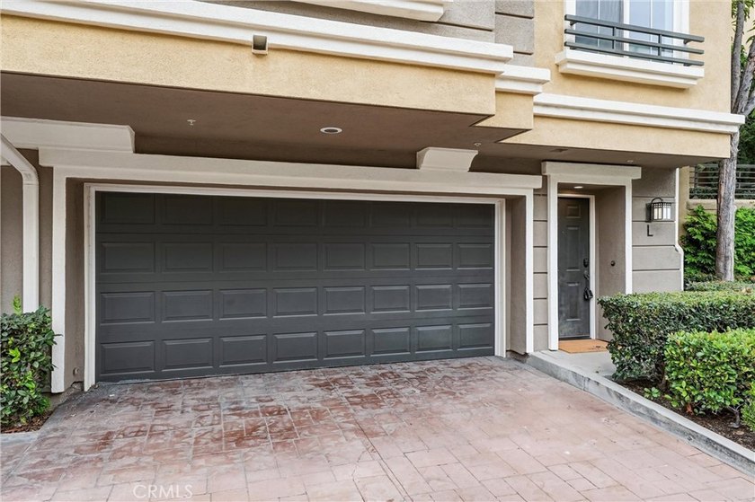 Welcome to Vantage at South Coast Metro, a gated townhome - photo 4