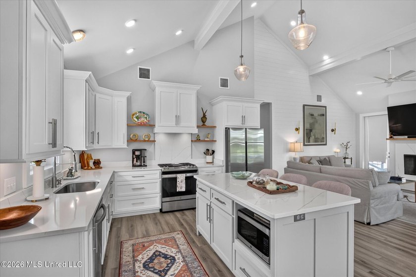 Experience the best of Mississippi coastal living in this - photo 18