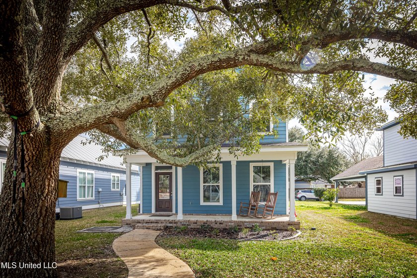 Located within the Ocean Springs Golf Cart District, this - photo 17