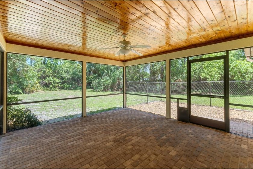 Welcome home to Holiday Pines, one of North Fort Pierce's most - photo 4