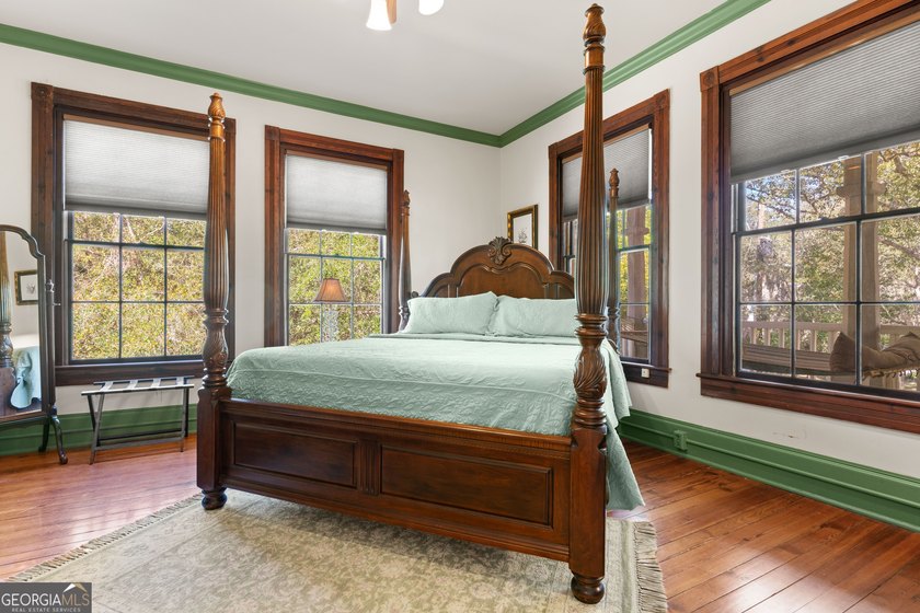 PURCHASE THIS LOVELY HOME FURNISHED OR UNFURNISHED IF YOU - photo 28